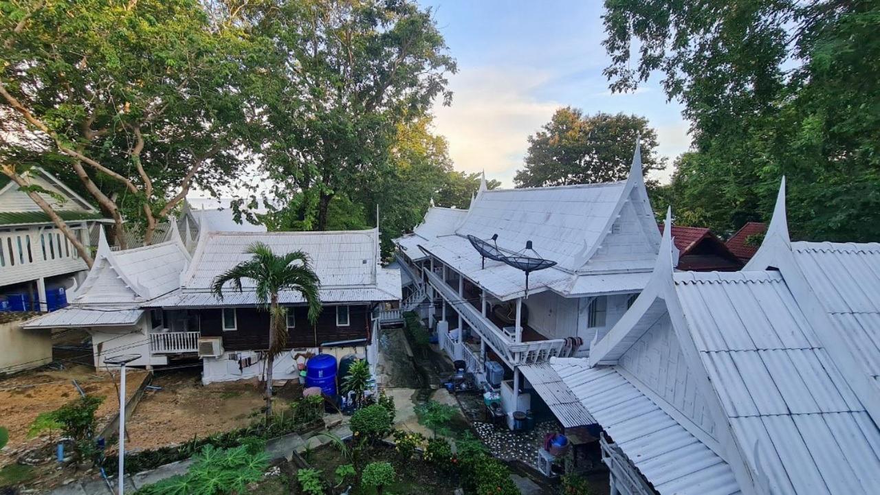 Banthaisangthain Resort Koh Samet Exterior photo